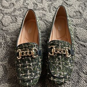Stylish Green Tweed Loafers with Gold Accents